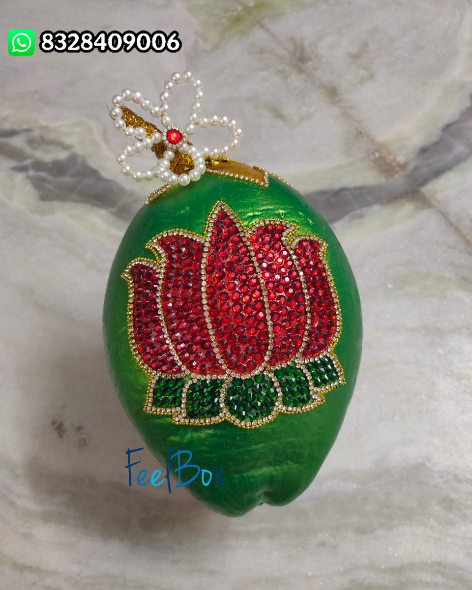 Pelli Kobbaribondam KB09 (Wedding Coconut)